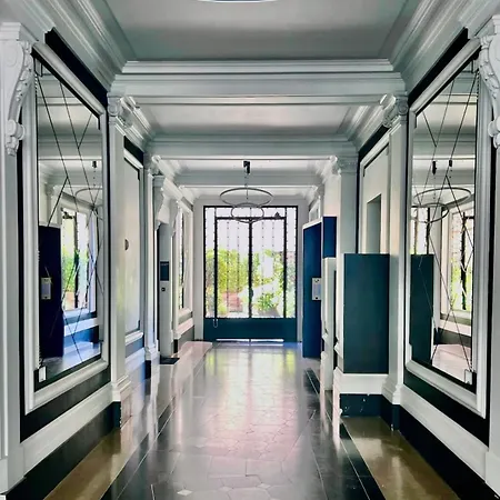 Luxury&exclusive 130sqm Estate 4m Ceilings With Garden View Near Arc De Triomphe&palais Des Congrès Appartamento
