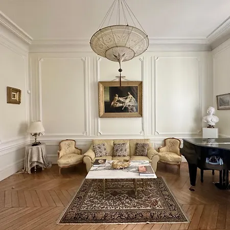Luxury&exclusive 130sqm Estate 4m Ceilings With Garden View Near Arc De Triomphe&palais Des Congrès